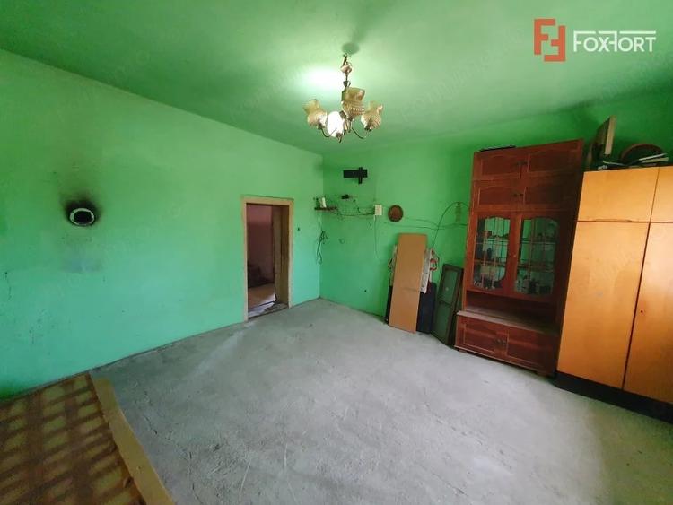 Casa individuala 4 camere si teren 2208 mp in Folea, comuna Voiteg - 20
