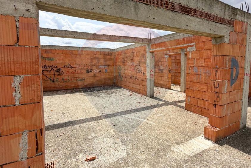 Teren Construcții intravilan de 2651 mp, în Frumușeni