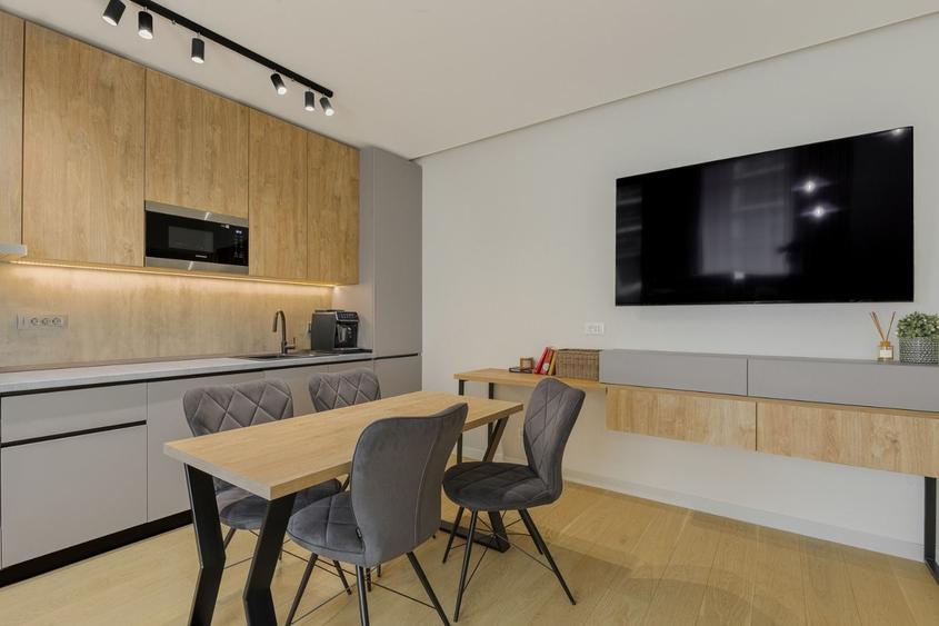 Apartament cu 2 camere decomandat, mobilat în Aviației