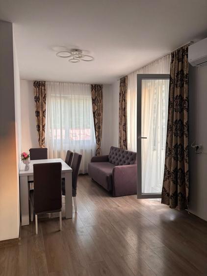 Inchiriez apartament cu 2 camere decomandat :str Avram iancu in spate la bmw - 4