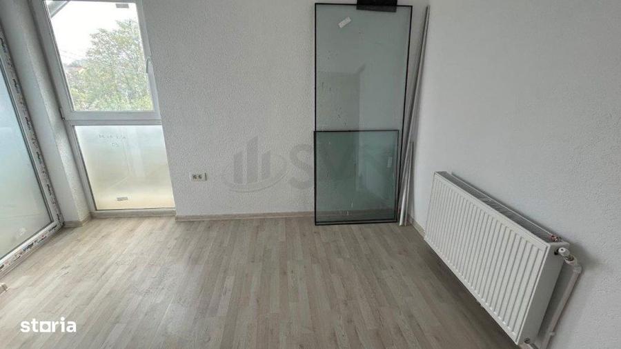 Casă cu 4 camere cu Teren 150 Mp în Tei