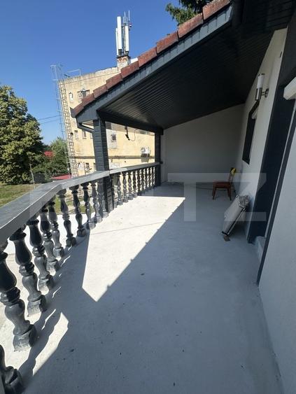 Casă individuală cu 4 camere cu Canalizare în Aurel Vlaicu