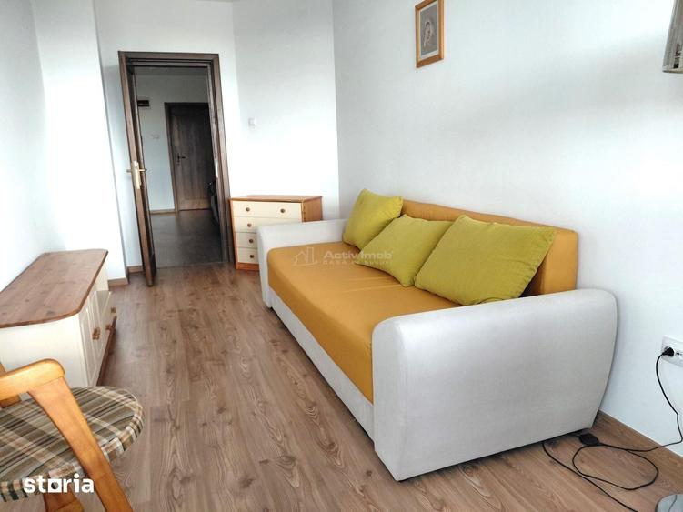 Apartament cu 3 camere decomandat în Traian