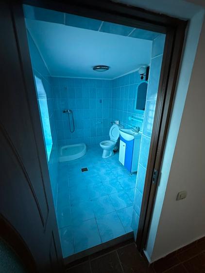 Casă cu 6 camere cu Canalizare în Curcani