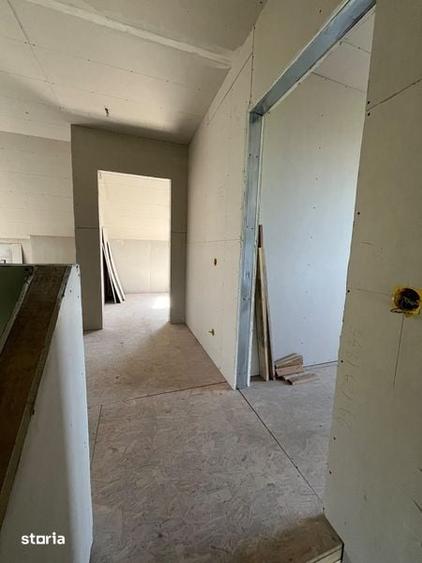 Casă cu 4 camere cu Teren 175 Mp în Odaia Manolache