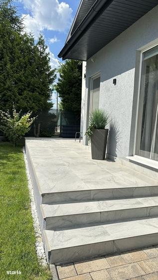 Casă cu 4 camere în Sângeorgiu de Mureș
