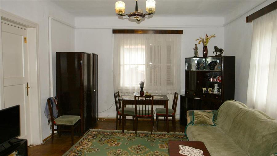 Duplex cu 3 camere cu Canalizare în Crișcior