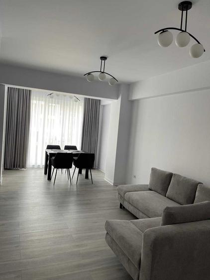 Apartament cu 2 camere decomandat în Exterior Vest