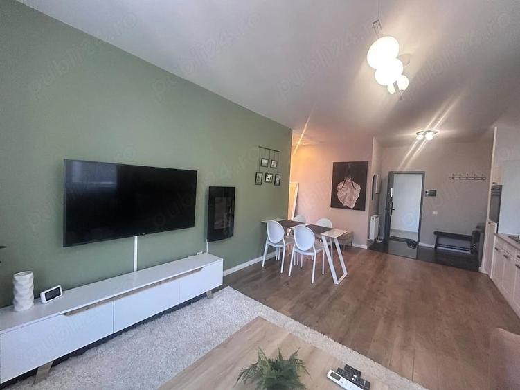 Apartament cu 2 camere semidecomandat în Florești