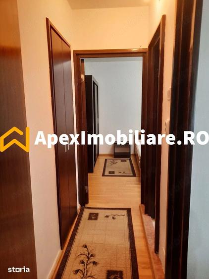 Apartament cu 2 camere semidecomandat în Vatra Luminoasă