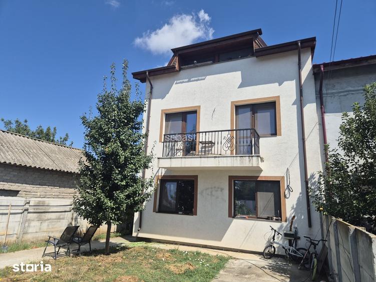 2 case 2021, str. principala, teren 1000 mp, limita Dragomiresti Vale