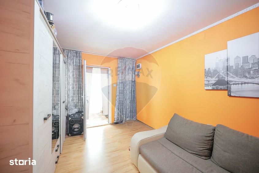 Casă cu 3 camere cu Teren 3205 Mp în Sânnicolau Român