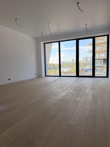 Apartament cu 3 camere decomandat în Nord