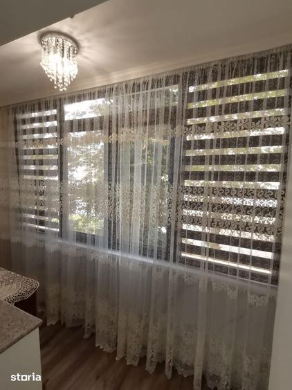 Apartament cu 3 camere în Tomis I
