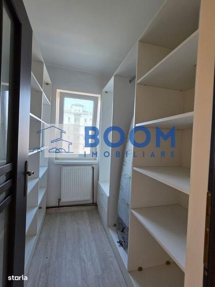 Apartament cu 4 camere în Central