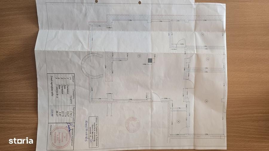 Apartament cu 3 camere decomandat în Dorobanți