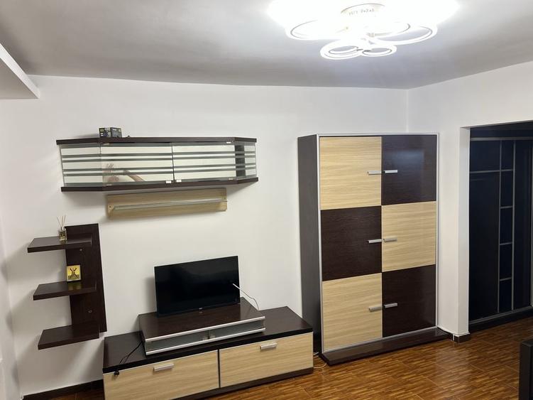 Garsonieră decomandată în Drumul Taberei