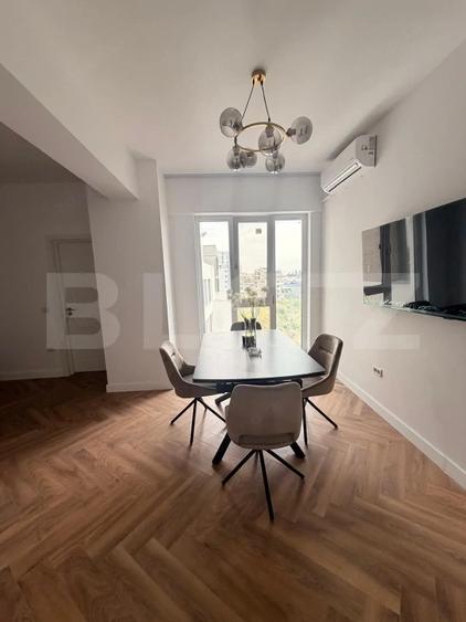 Apartament cu 2 camere semidecomandat, mobilat în Central