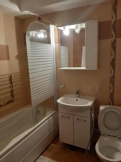 Apartament cu 2 camere decomandat în Tătărași