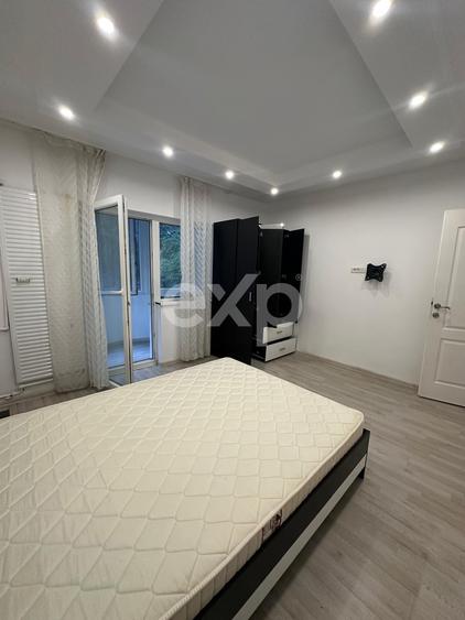 Apartament cu 2 camere decomandat în Sebastian