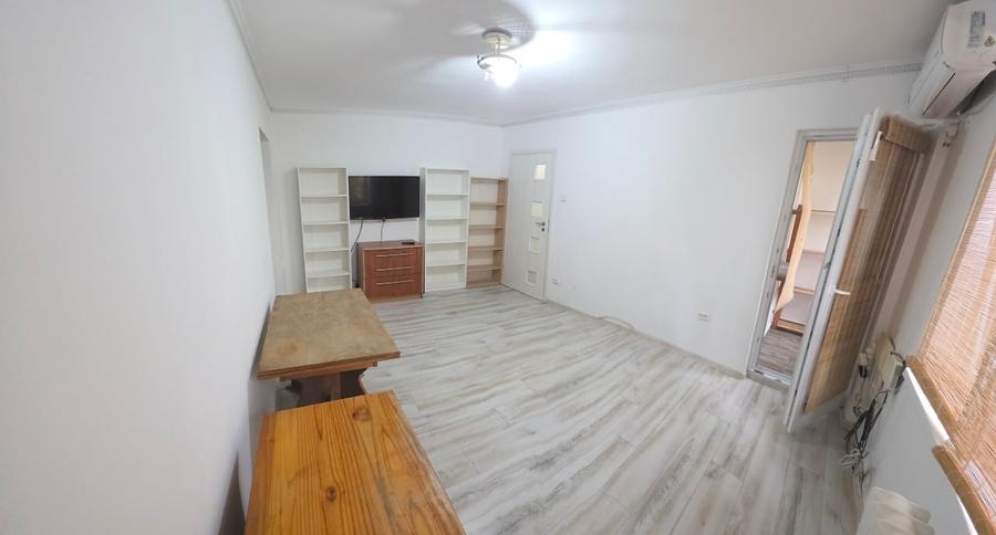Apartament cu 2 camere semidecomandat, mobilat în Giurgiului