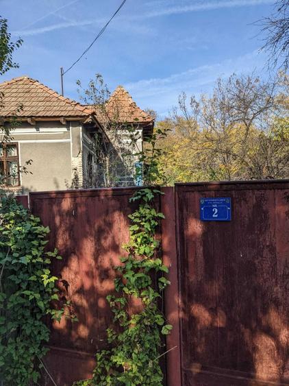 Casă cu 3 camere în Lungești