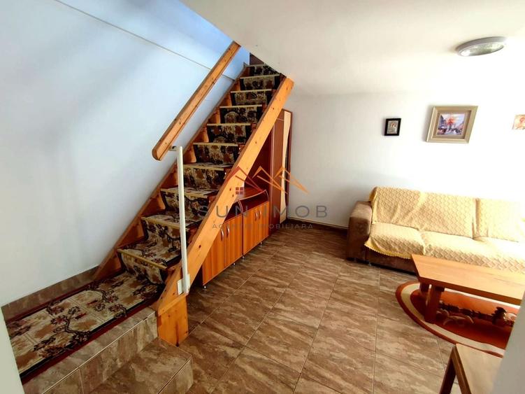 Apartament cu 3 camere în Calea Doftanei