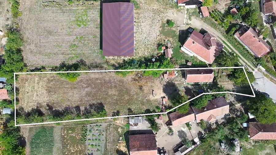 Casă cu 2 camere cu Teren 2232 Mp în Doba