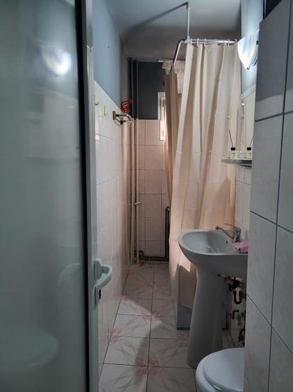 Apartament cu 2 camere, mobilat în Take Ionescu