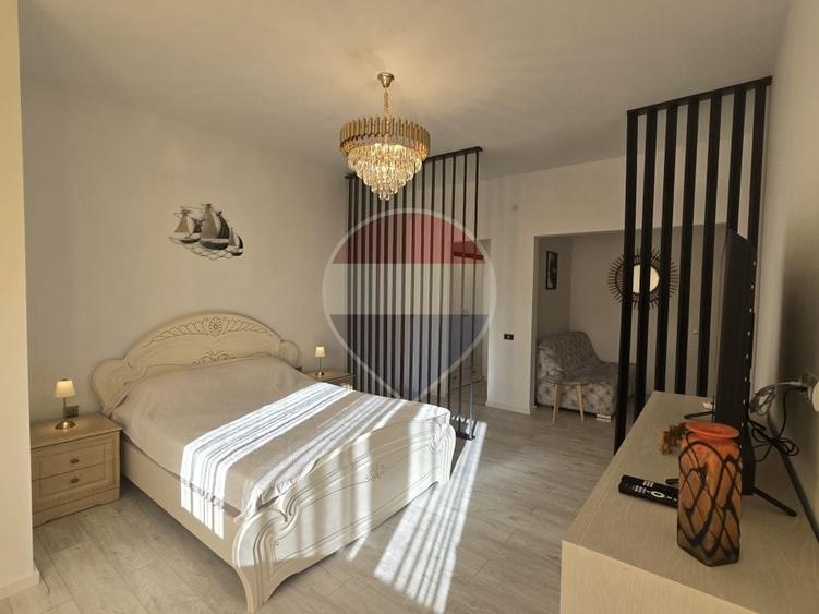 Apartament cu 2 camere decomandat, mobilat în Central