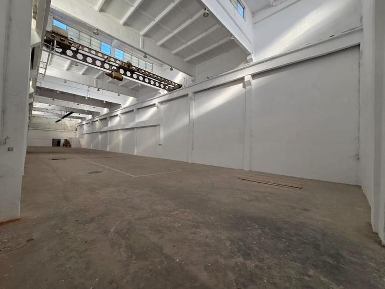 Spațiu industrial, de 467 mp, în Central