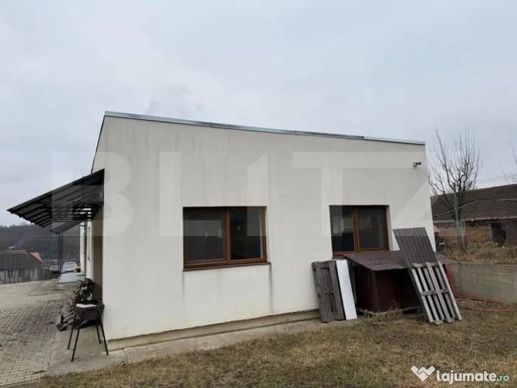 Spațiu comercial, de 318 mp, în Central