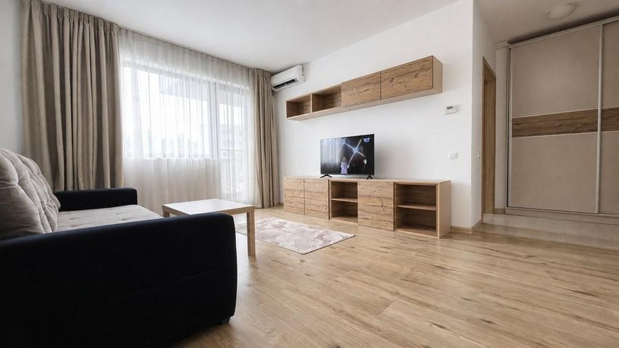 Apartament cu 2 camere semidecomandat în Băneasa