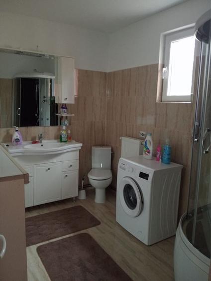 Casă cu 3 camere în Cerneteaz