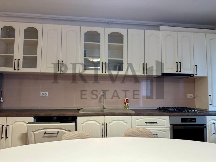 Apartament cu 3 camere decomandat, mobilat în Giroc