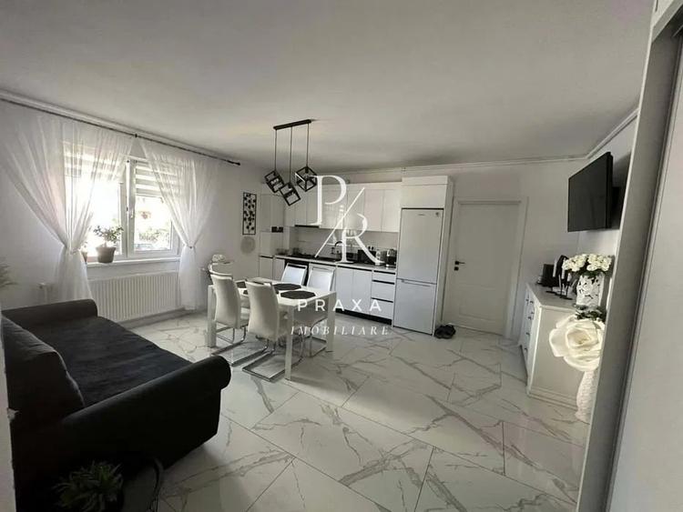 Apartament cu 3 camere semidecomandat, mobilat în Florești