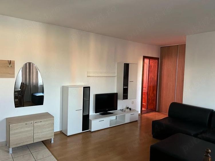 Apartament cu 2 camere semidecomandat în Central