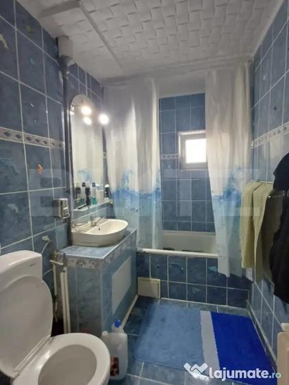 Apartament cu 3 camere semidecomandat în Central