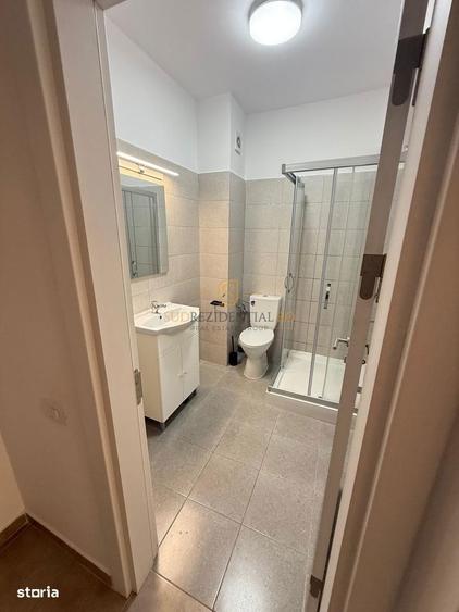 Garsonieră decomandată în Central