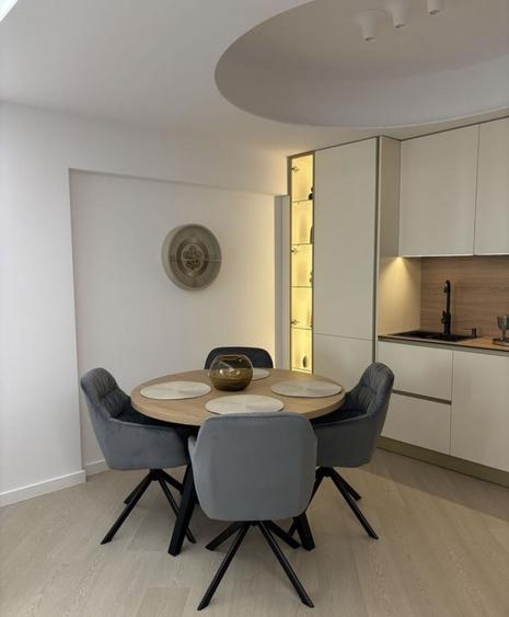 Apartament cu 3 camere decomandat, mobilat în Aviației