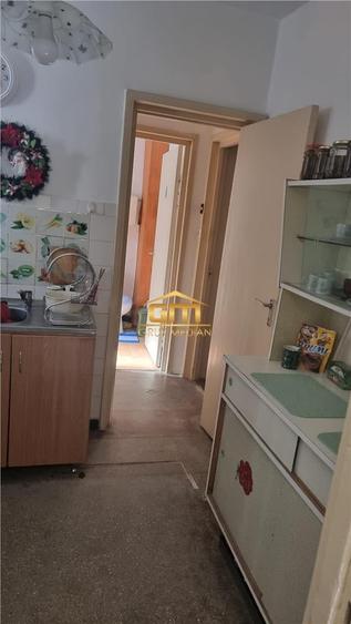 Apartament cu 3 camere circular în Traian