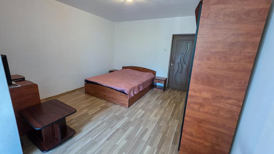 Garsonieră semidecomandată în Apărătorii Patriei