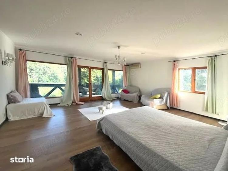 Casă cu 6 camere cu Teren 3000 Mp în Periș