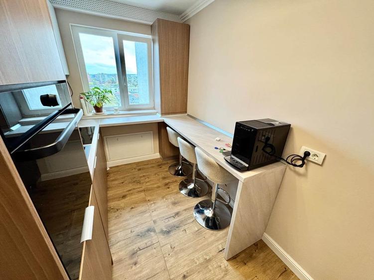 Apartament cu 2 camere decomandat în Podu Roș