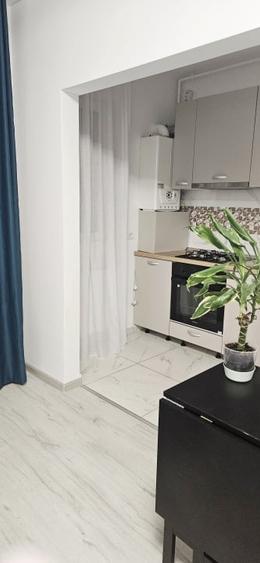 Apartament cu 2 camere decomandat, mobilat în Berceni
