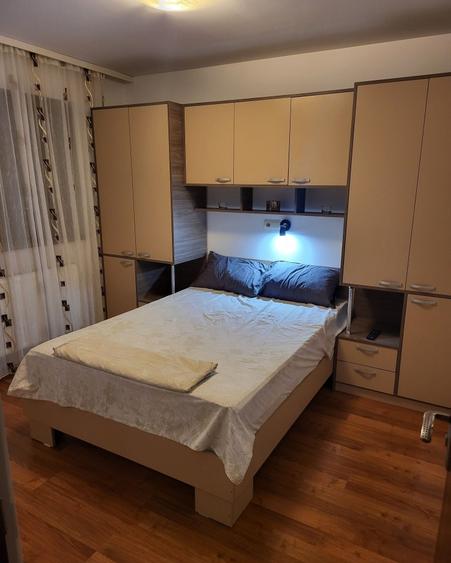 Apartament cu 2 camere decomandat în Bratia din Deal