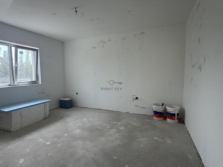 Casă individuală cu 4 camere cu Teren 340 Mp în Joița