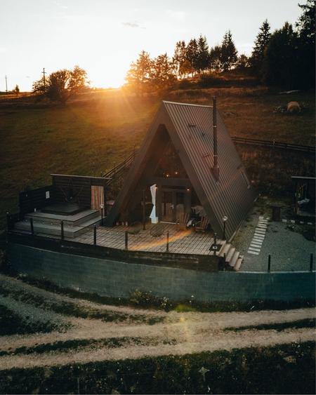 Casă cu 2 camere în Mărișel