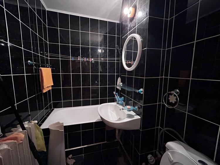 Apartament cu 3 camere decomandat în Plantelor