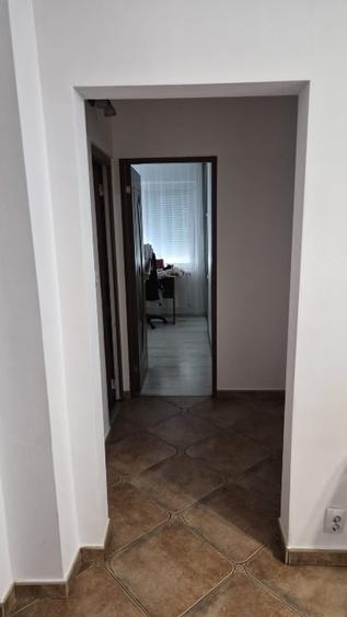 De vânzare apartament cu 3 camere - 10